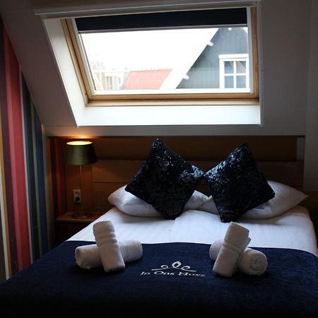Hotel West Inn Hippolytushoef Exterior photo